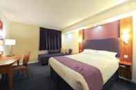 Bedroom Premier Inn York North West