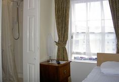 Lain-lain 3 Merith House