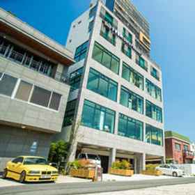 Từ Nhà khách - Nhà trọ 1, Khách sạn Woori Bank Chi nhánh Gijang