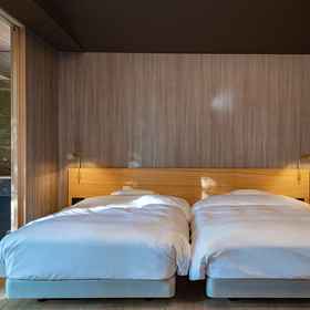 三輪湯河原 1, 湯河原町駅前観光案内所ホテル