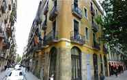 Others 3 Hostal Nou Raval