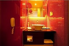 Phòng tắm bên trong Caa Holy Sun Hotel