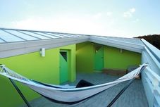 Bên ngoài Yene House