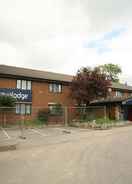 EXTERIOR_BUILDING Travelodge London Wimbledon Morden