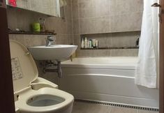 In-room Bathroom 2 Janganhills Homestay