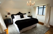 Nearby View and Attractions 4 Amour Queenstown Luxury Accommodation