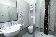 Toilet Kamar Prestige Guest House