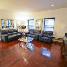 East 55Th Apartments 1, Hotel Hunters Point Avenue