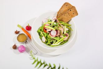 Lainnya 4 Lief Mojo Saigon