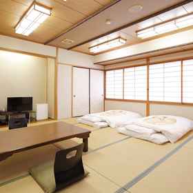 サウナ&ホテル緑館 1, 豊川市ホテル