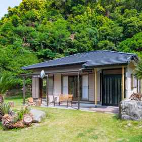 Sasayakana Ouchi Fuuki1 , 飯店富里市