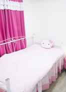 null Nanu Guesthouse Pink Female Only