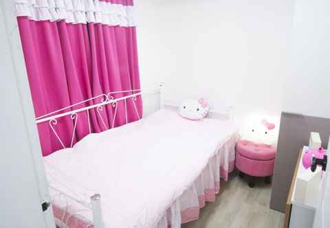 Others Nanu Guesthouse Pink Female Only