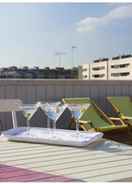 SWIMMING_POOL Concept Apartamentos