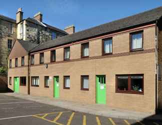 Exterior 2 Meadow Court Edinburgh Student Rentals