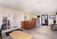 Others 6 Days Inn by Wyndham Oceanside (formerly Days Inn Oceanside)