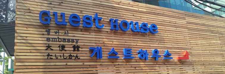 Others Guesthouse Embassy - Hostel