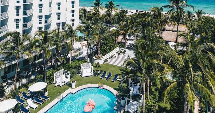 Swimming Pool Cadillac Hotel & Beach Club, Autograph Collection