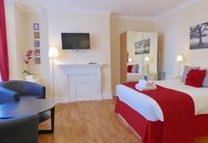 Bedroom 5 Artisan Quarter