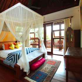 Villa Arya 1, Khách sạn Rusters Pottery Studio