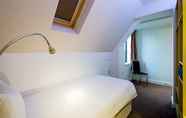 Toilet Kamar 3 Ruskin Hotel