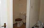 Toilet Kamar 7 St Enoch Hotel