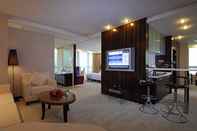 Lobi Brightel All Suites Shanghai