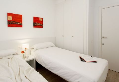 Others 08028 Apartments