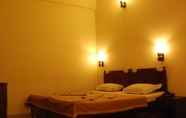 Phòng ngủ 2 Amanda Crown Jaipur Hotel