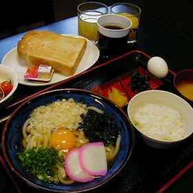 Hotel Takamatsu Hills Kawaramachi Ekimae 1, Hotel Kasuga River