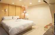 Kamar Tidur 5 Girl House