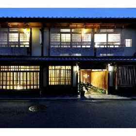 Izuyasu 1, Hotel Kuse