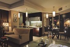 Common Space Royal Suites & Towers