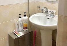 Others 6 Moon Guesthouse