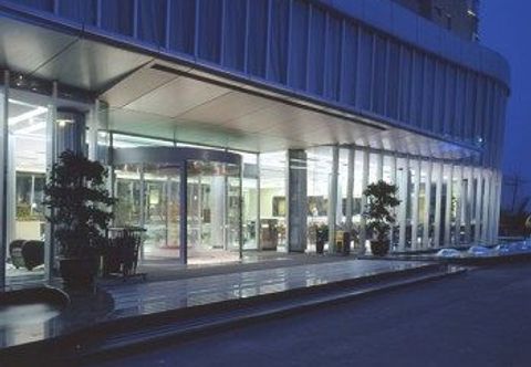 Exterior Suzhou Chateau-Regency Hotel