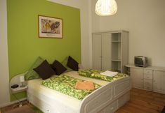 Others 6 Excellent Apartments