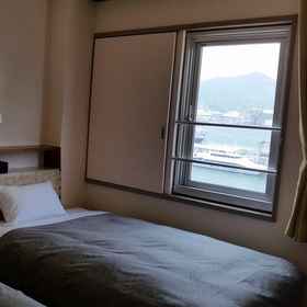 Business Hotel Newport (Nagasaki)1 , 飯店高田站