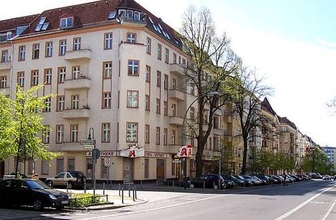 Bên ngoài Berliner City Pension