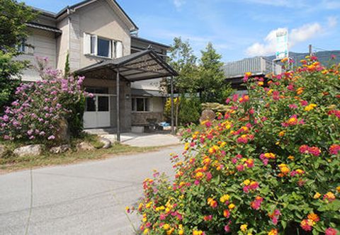 Exterior Health Life Village B&B