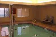 Swimming Pool Buffalo Run Hotel