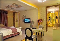 Bedroom 4 Six Star Motel