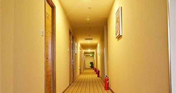 Luar Bangunan Super 8 Hotel Beijing Lai Guang Ying