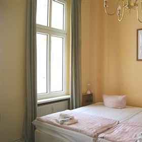 โรงแรม Berolina An Der Gedachtniskirche 1, โรงแรม & ที่พัก พระราชวังชาร์ล็อทเทนเบิร์ก