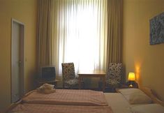 Bedroom 6 Berolina Hotel An Der Gedachtniskirche