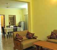 Kamar Tidur 6 Ria's Guest House