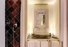 Others 3 La Casa Del Capitano