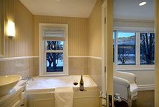 客室内バスルーム Esplanade Residences By Heritage Hotels