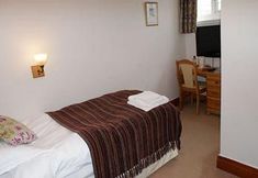 Bedroom 6 The Groves