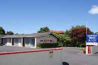 Others Tourist Court Motel