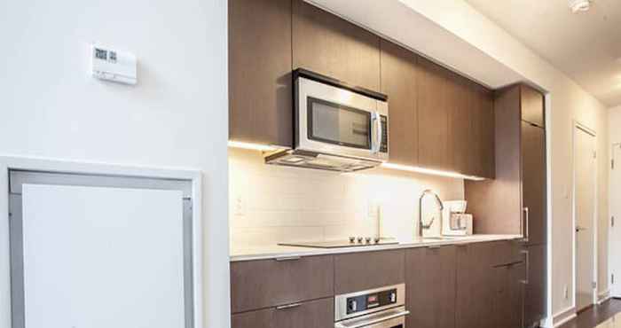 Bilik Tidur Pinnacle Suites - Trendy 2-Story Loft offered by Short Term Stays